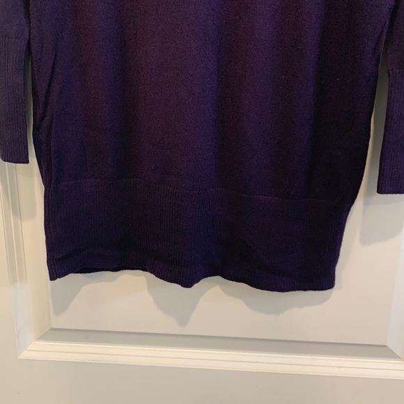 Express Sweater - NWT - Picture 10 of 11